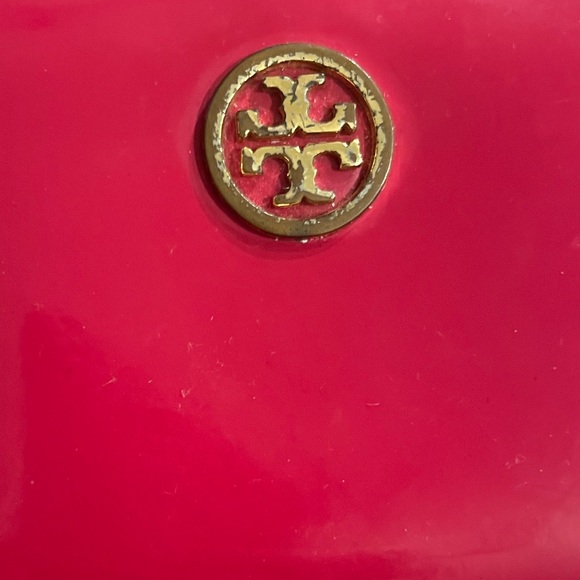 Tory Burch Patent Leather Zipped Coin Purse with Key Ring in Tomato Red - Picture 6 of 14